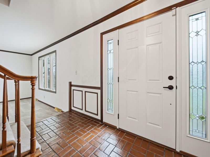 742 Gatehouse Lane , Columbus, OH 43235 Photo 3