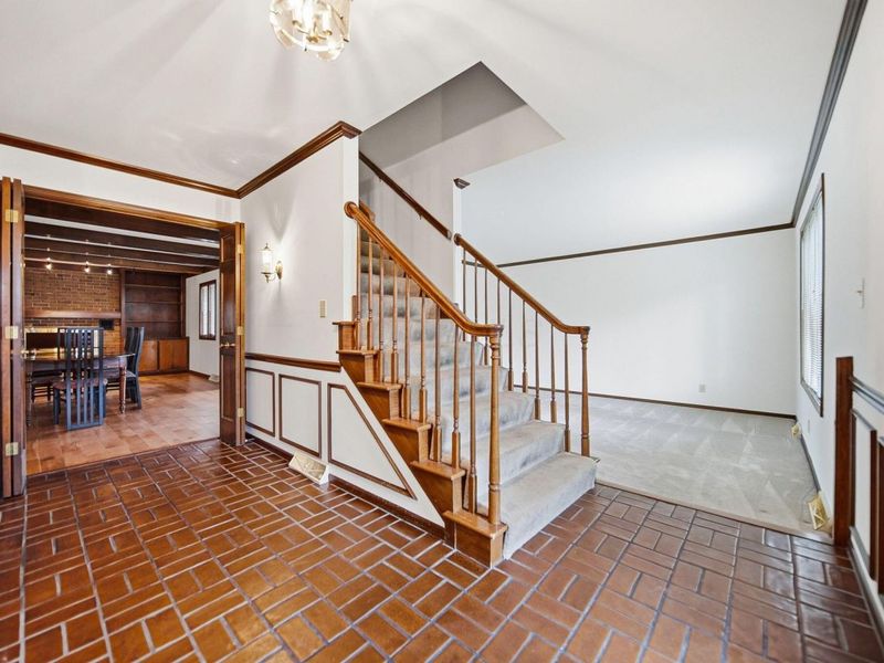 742 Gatehouse Lane , Columbus, OH 43235 Photo 4