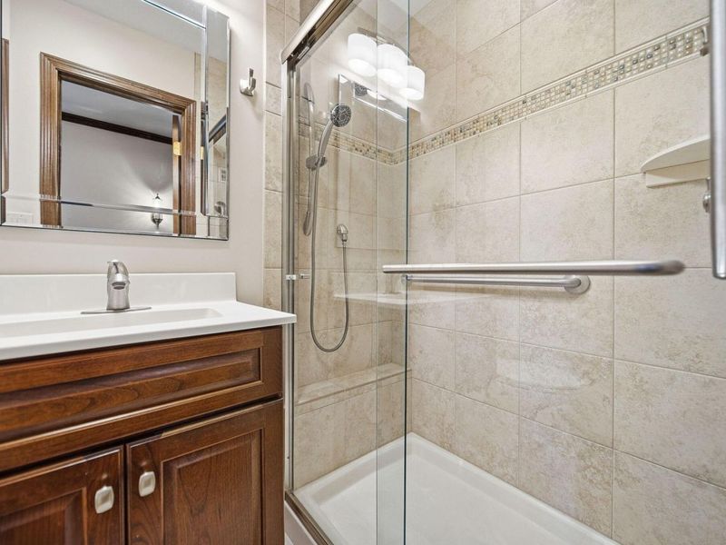 742 Gatehouse Lane , Columbus, OH 43235 Photo 40