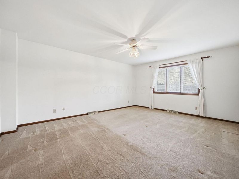 742 Gatehouse Lane , Columbus, OH 43235 Photo 45