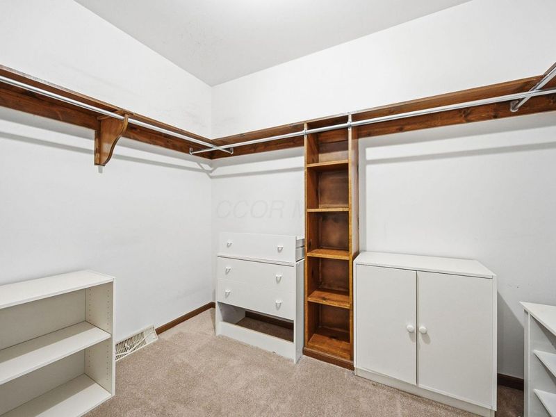 742 Gatehouse Lane , Columbus, OH 43235 Photo 47