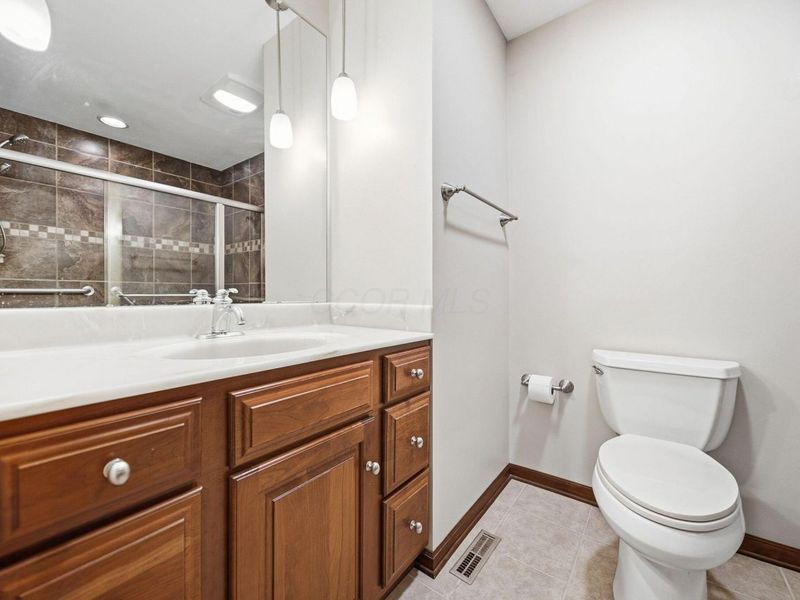 742 Gatehouse Lane , Columbus, OH 43235 Photo 51