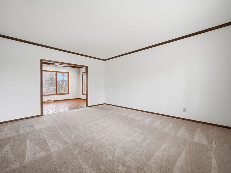 742 Gatehouse Lane , Columbus, OH 43235 Photo 8