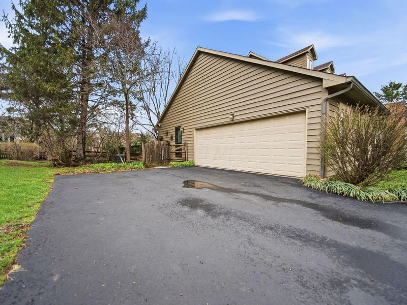 742 Gatehouse Lane , Columbus, OH 43235 Photo 85