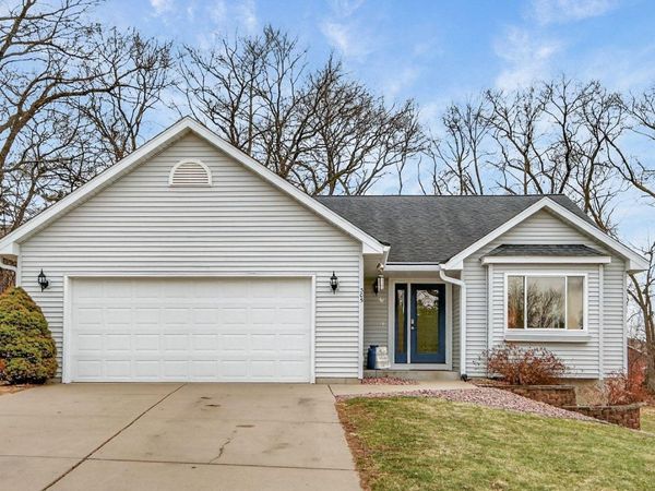 305 Arbor Hills Circle, Eau Claire, WI 54703