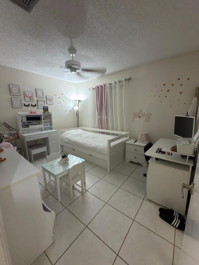 10337 NW 9th Street Cir , Unit 1, Miami, FL 33172 Photo