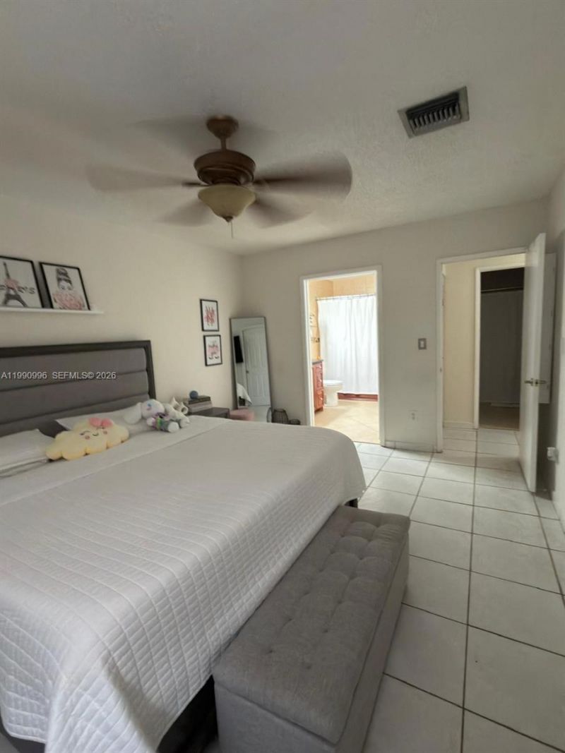 10337 NW 9th Street Cir , Unit 1, Miami, FL 33172 Photo