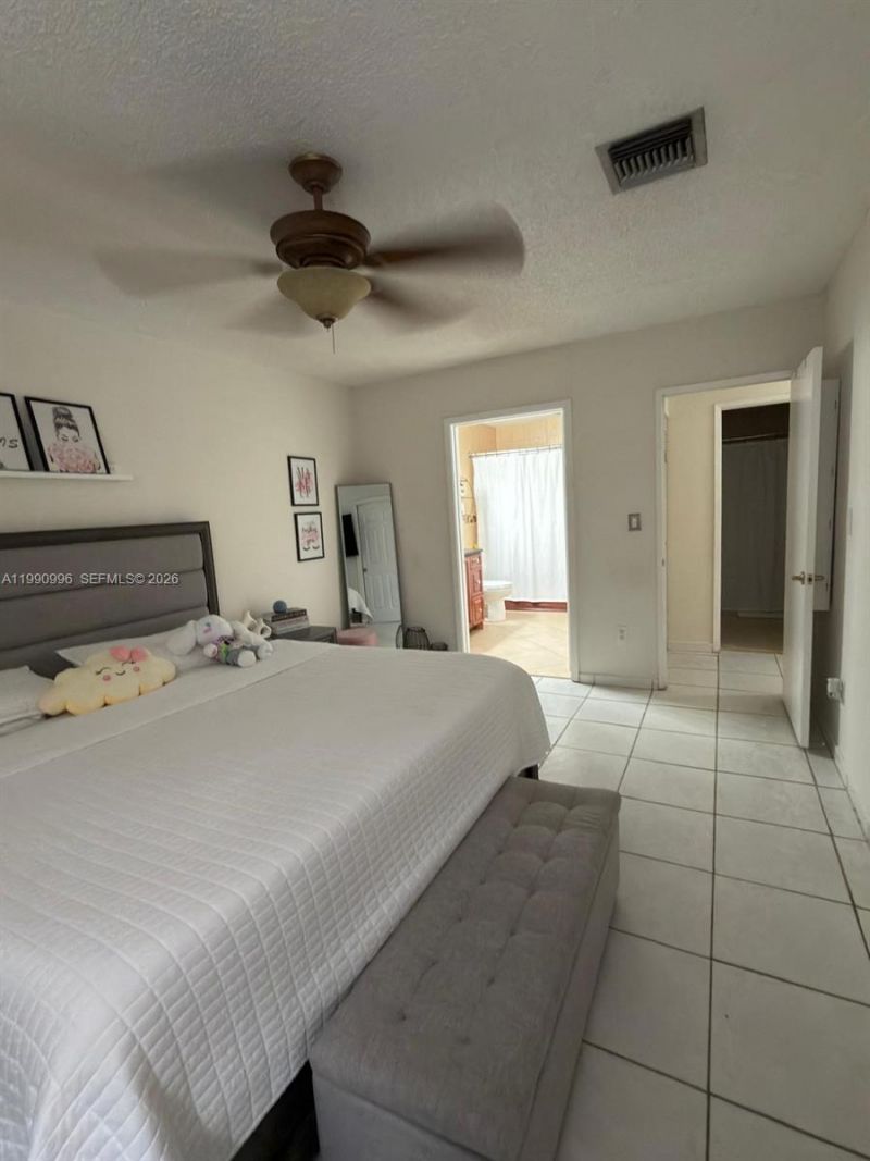 10337 NW 9th Street Cir , Unit 1, Miami, FL 33172 Photo