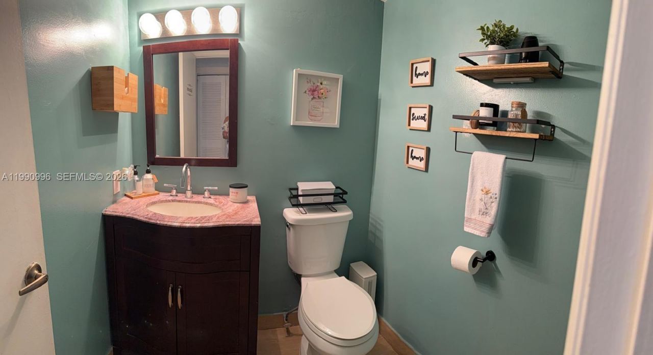 10337 NW 9th Street Cir , Unit 1, Miami, FL 33172 Photo