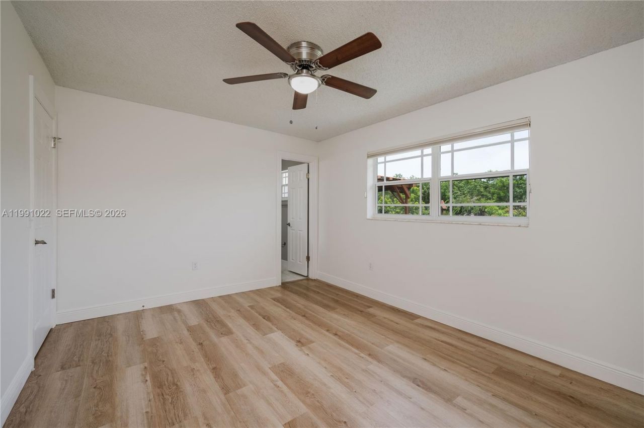 401 NW 83rd Way, Pembroke Pines, FL 33024 Photo