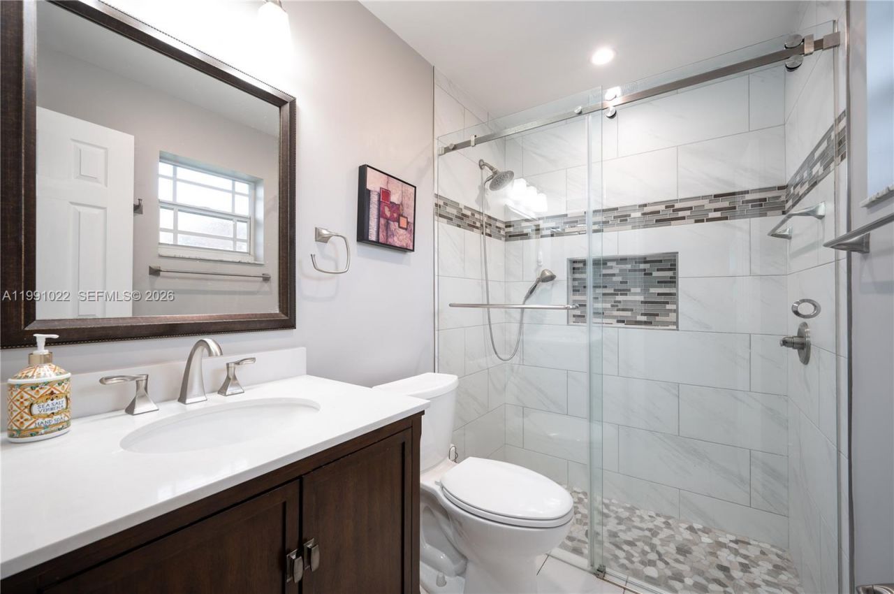 401 NW 83rd Way, Pembroke Pines, FL 33024 Photo