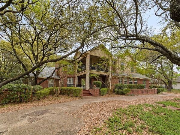 2 Eastshore Road, Heath, TX 75032