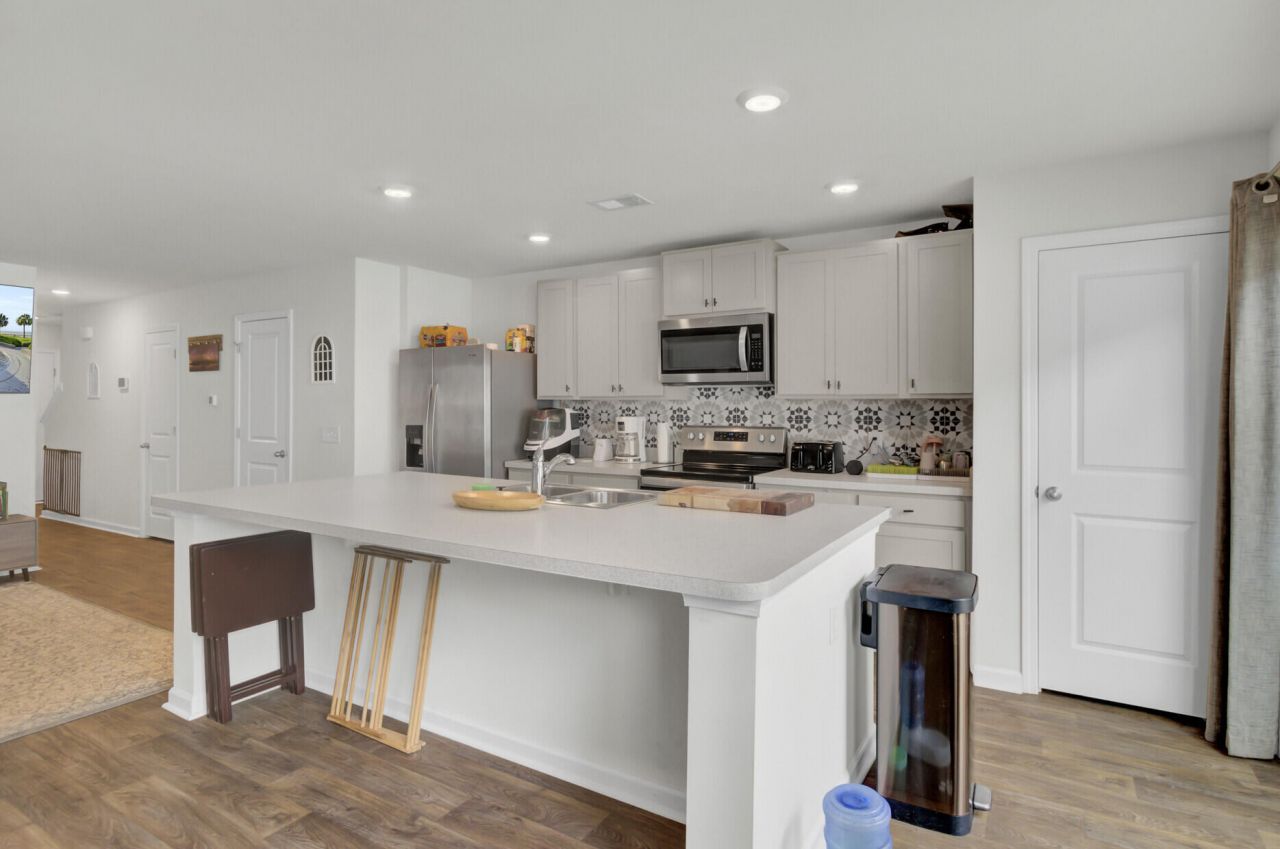 102 Rosefield Court Photo 13