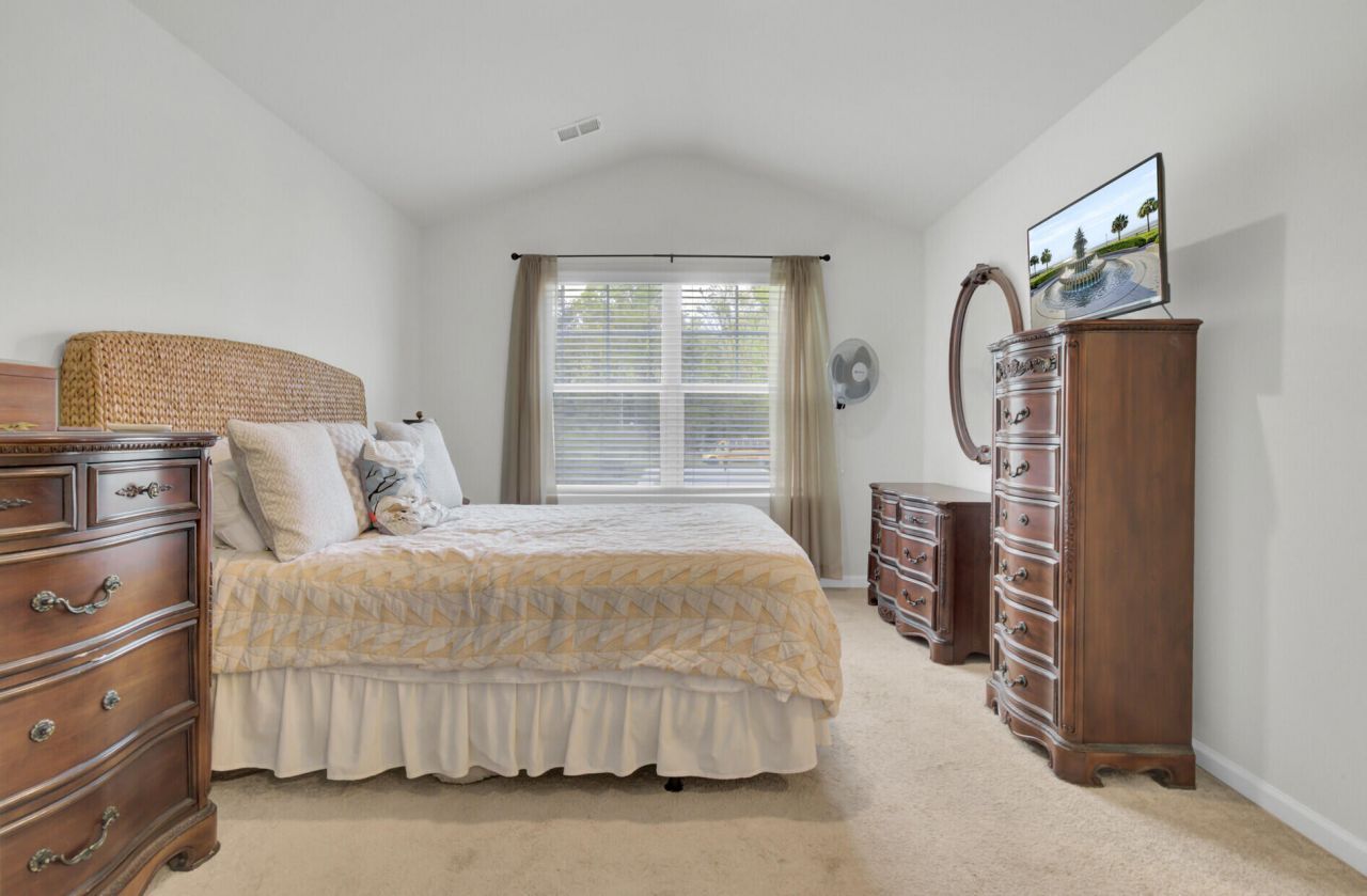 102 Rosefield Court Photo 24