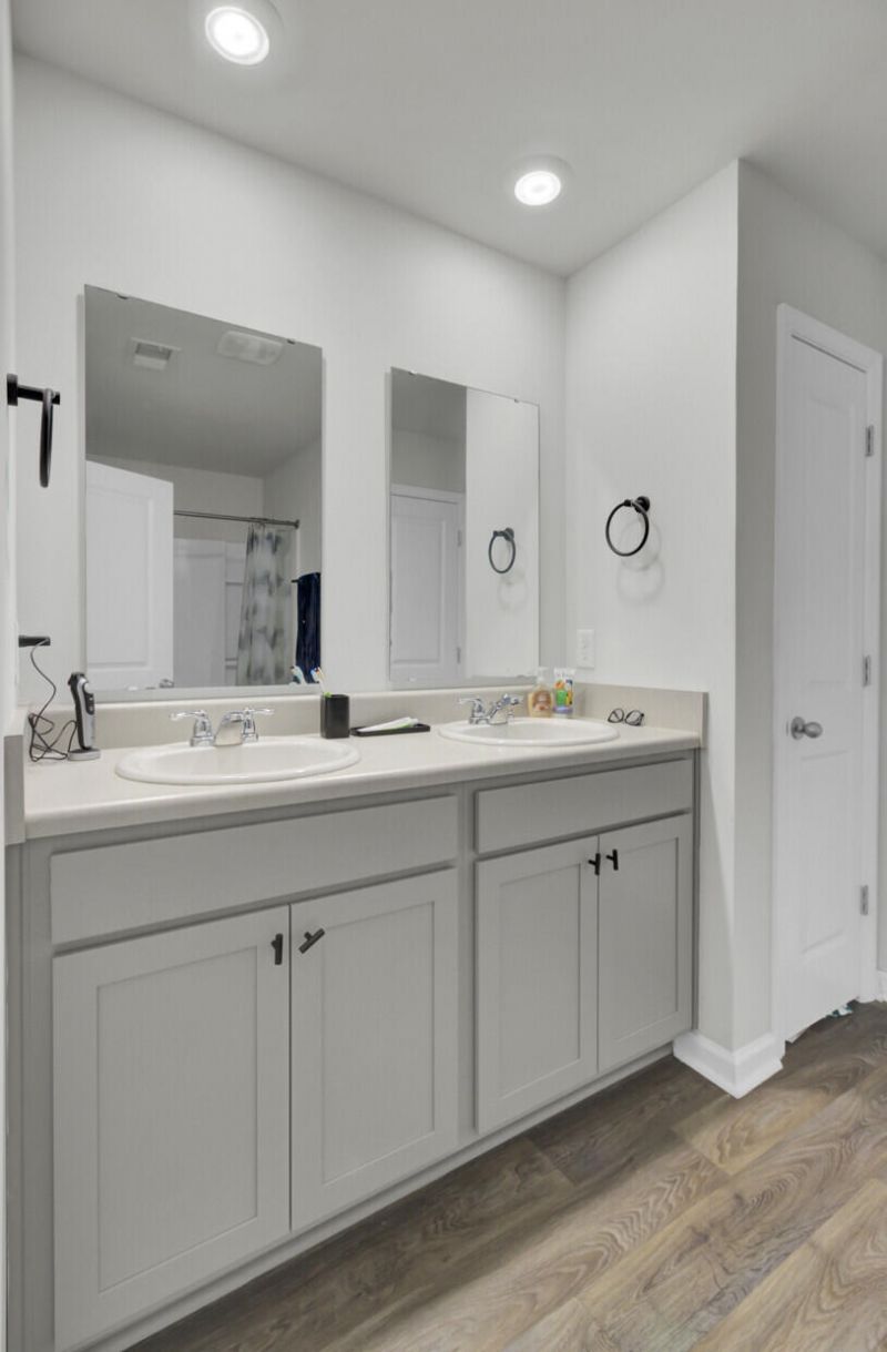 102 Rosefield Court Photo 27