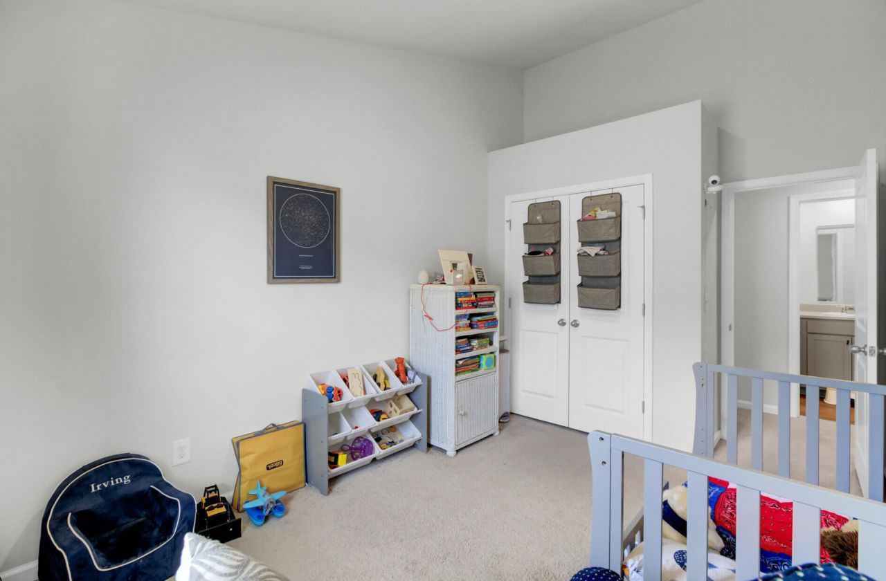 102 Rosefield Court Photo 35