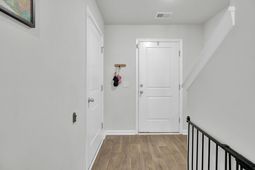 102 Rosefield Court photo 4