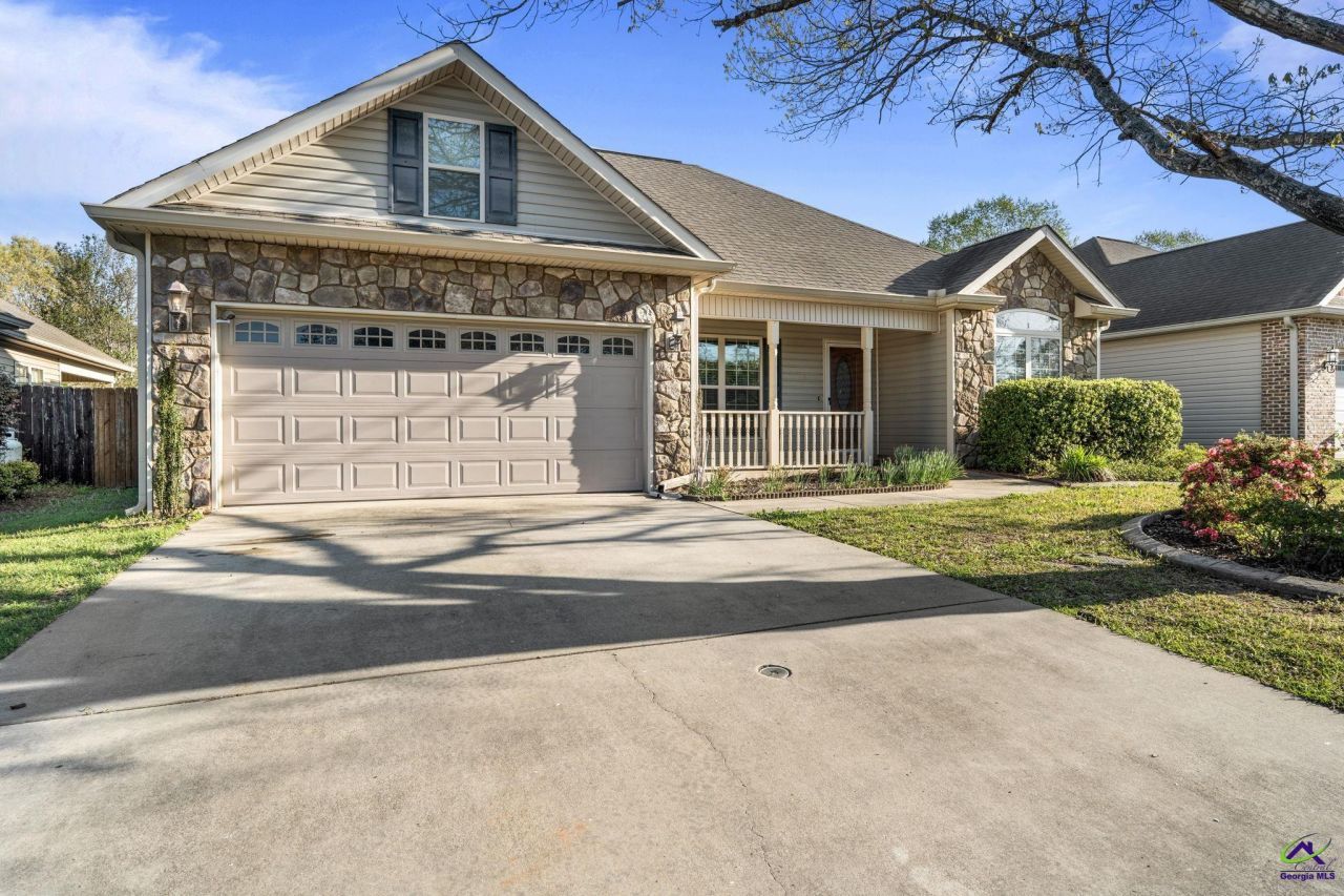 620 Amherst Street, Kathleen, GA 31047 Main Photo