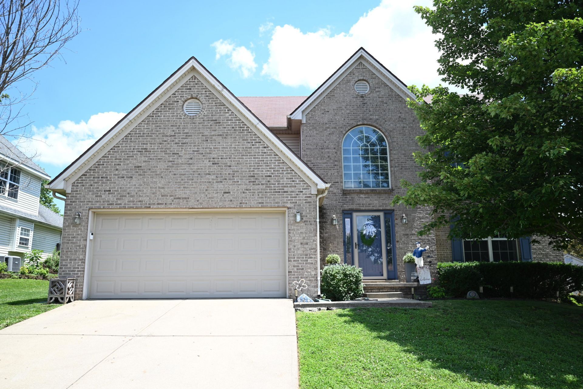 212 Hickory Ridge Lane, Paris, KY 40361