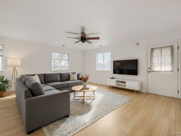 3226 W Girard Avenue , Unit C, Englewood, CO 80110