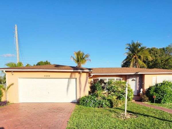 4444 NW 42nd Avenue, Lauderdale Lakes, FL 33319