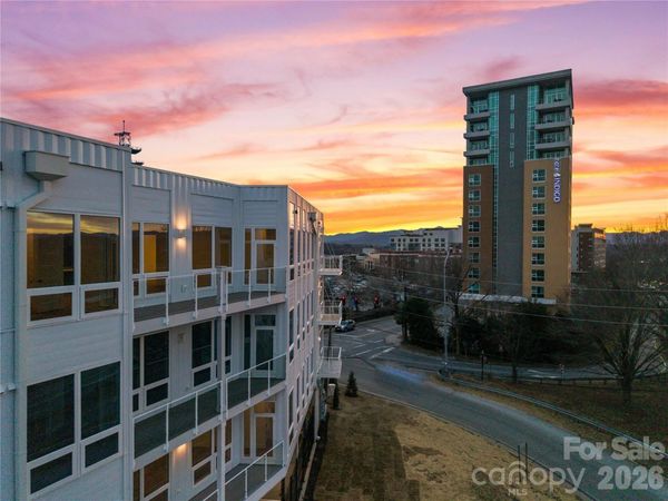 123 Haywood Street, Unit 203, Asheville, NC 28801
