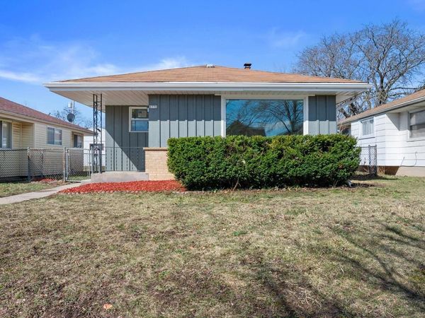 5771 N 97th STREET, Milwaukee, WI 53225