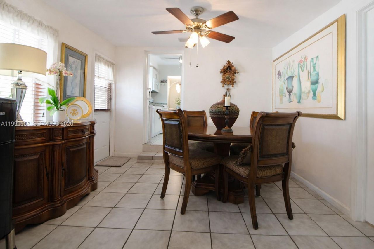 2314 SW 60 Avenue, Miami, FL 33155 Photo