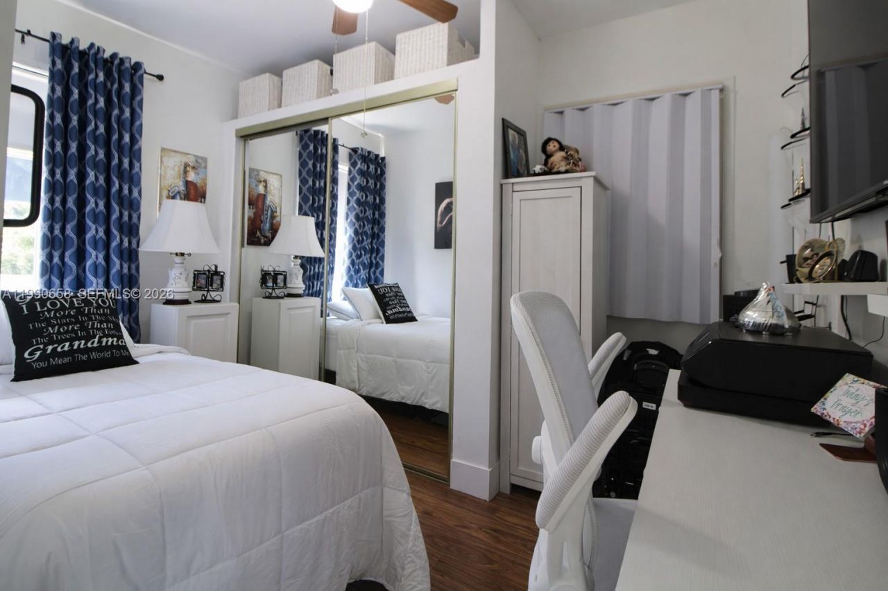 2314 SW 60 Avenue, Miami, FL 33155 Photo