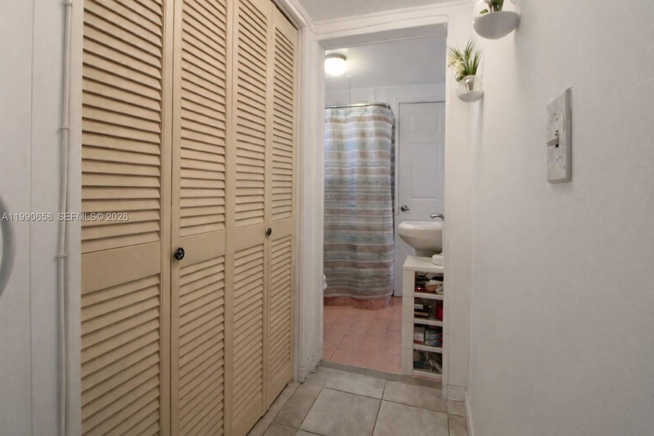 2314 SW 60 Avenue, Miami, FL 33155 Photo