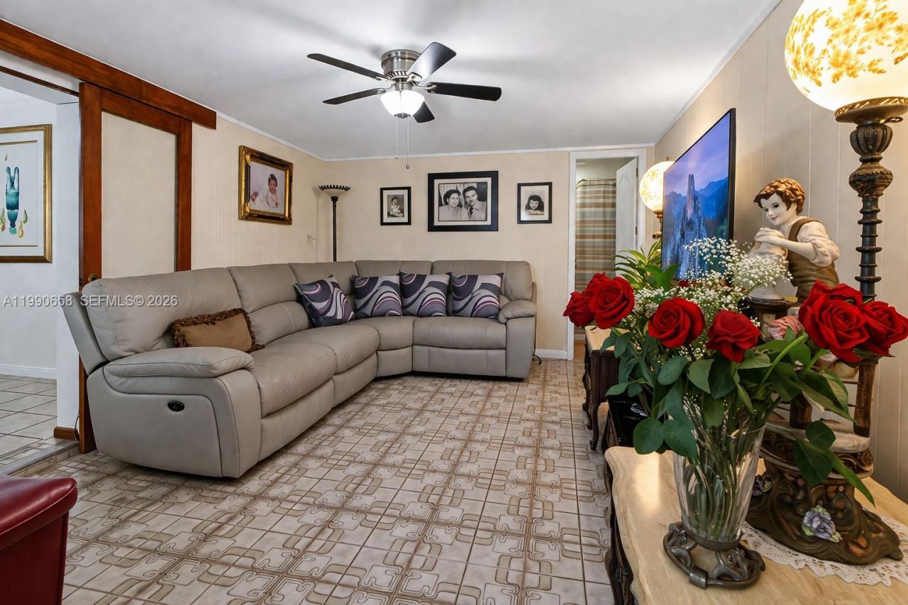 2314 SW 60 Avenue, Miami, FL 33155 Photo