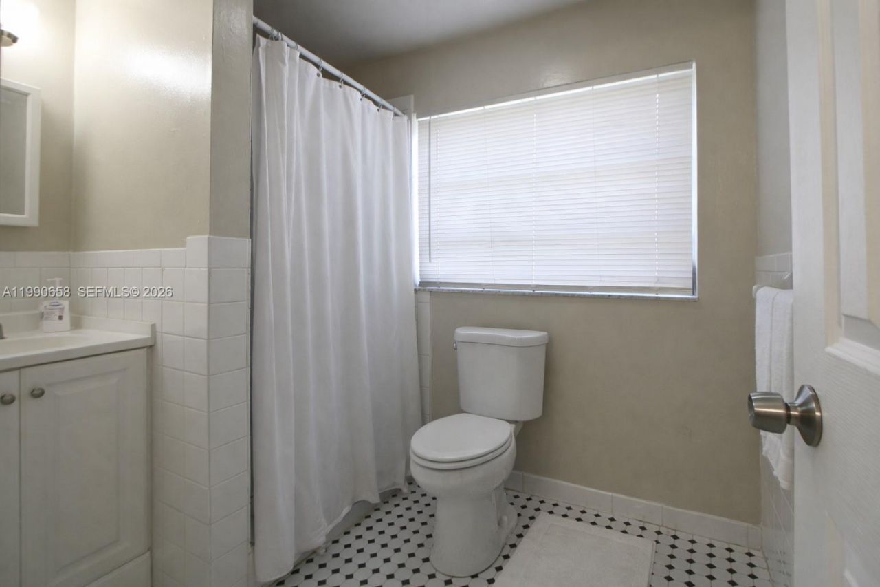 2314 SW 60 Avenue, Miami, FL 33155 Photo