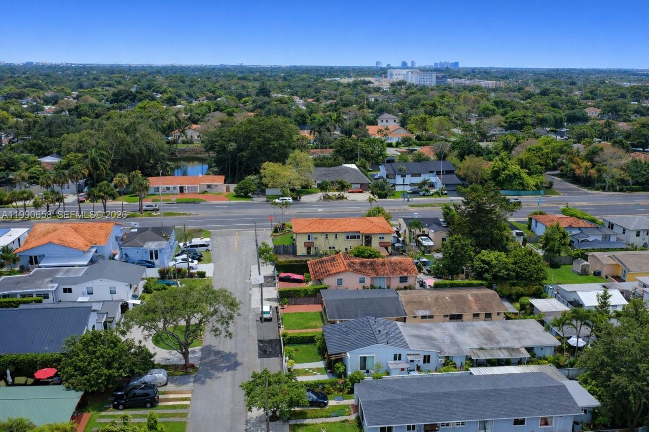 2314 SW 60 Avenue, Miami, FL 33155 Photo