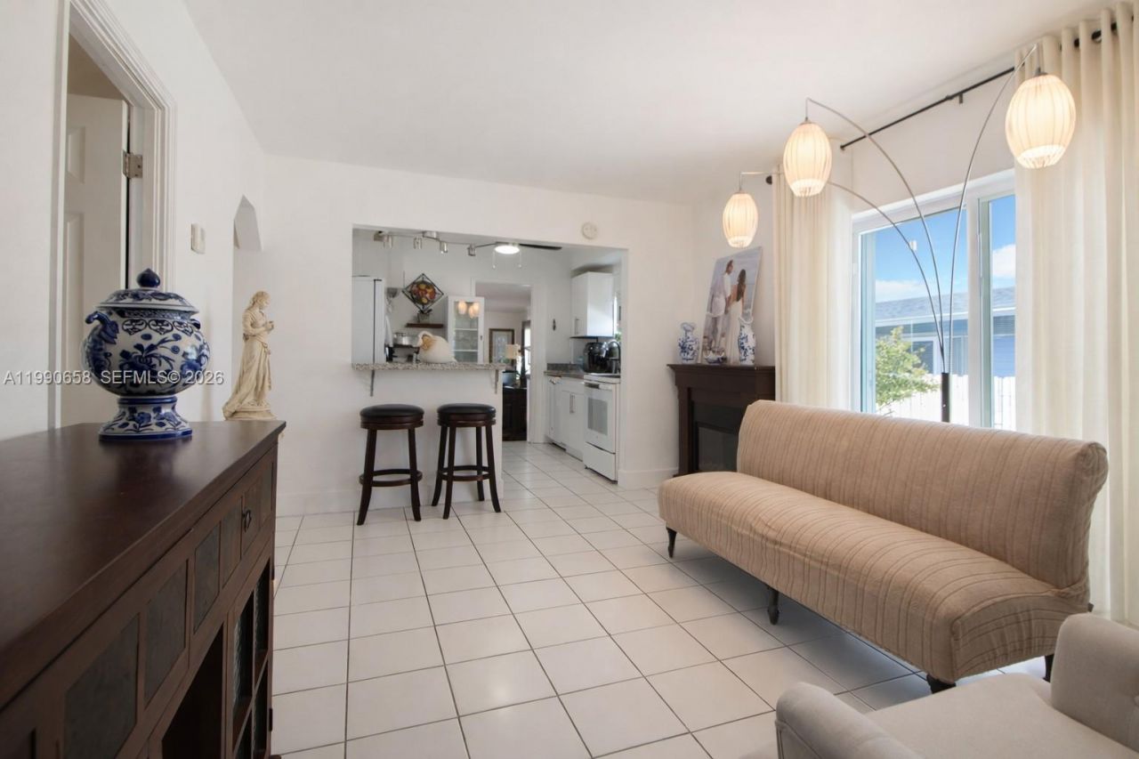 2314 SW 60 Avenue, Miami, FL 33155 Photo