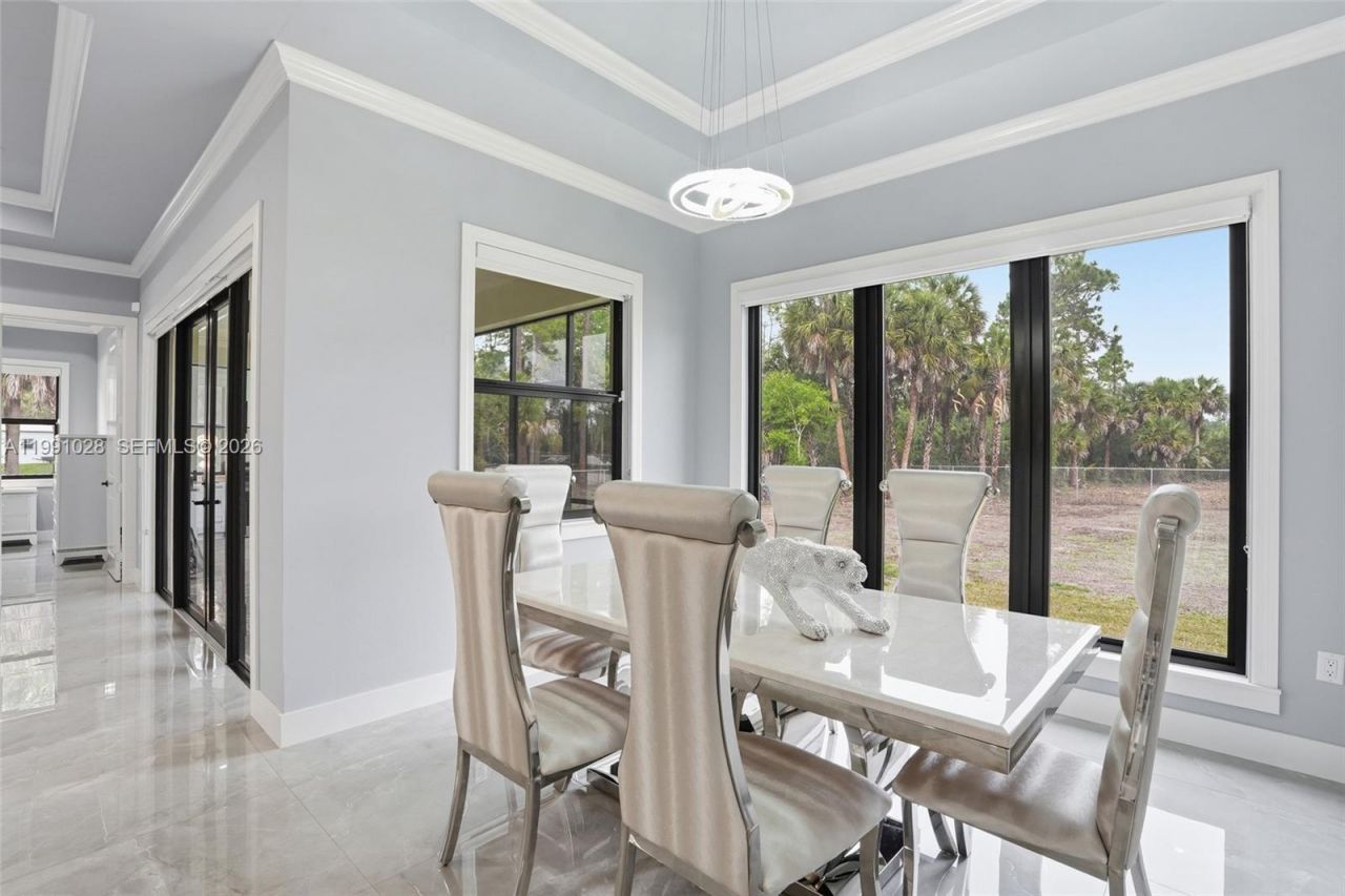 3043 18 , Naples, FL 34120 Photo