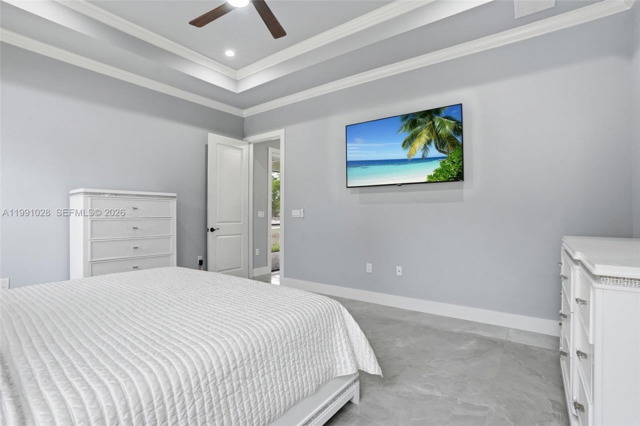 3043 18 , Naples, FL 34120 Photo