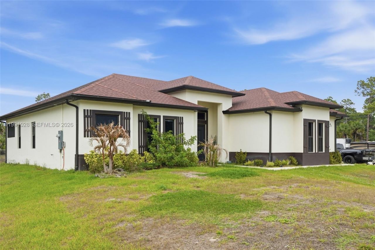 3043 18 , Naples, FL 34120 Photo