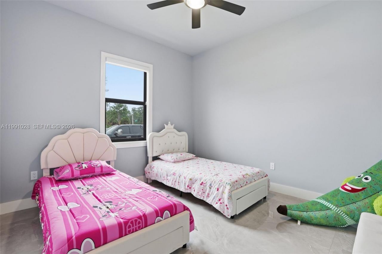 3043 18 , Naples, FL 34120 Photo