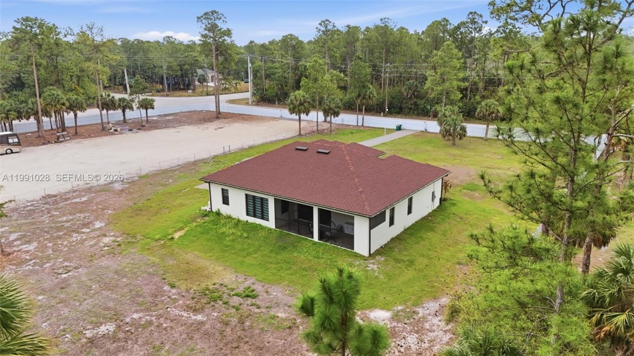 3043 18 , Naples, FL 34120 Photo