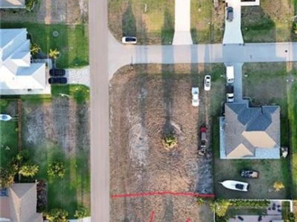 1302 SW 11th AVE , CAPE CORAL, FL 33991