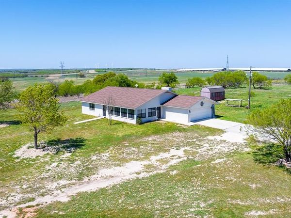 642 FM 3200, Comanche, TX 76442