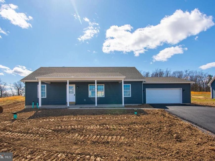 230 Monroe Valley Dr , Jonestown, PA 17038 Main Photo