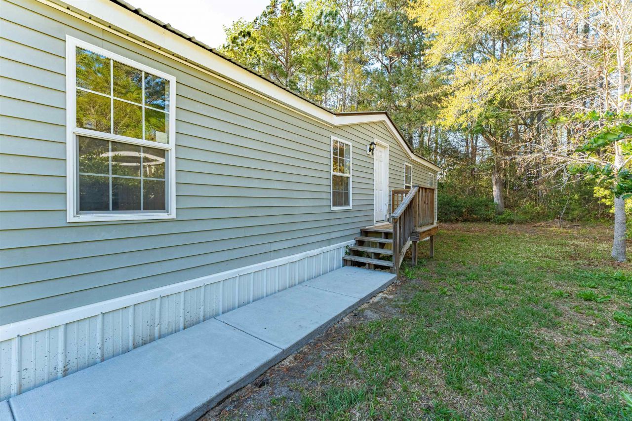 25 Majors Ct., Pawleys Island, SC 29585 Main Photo