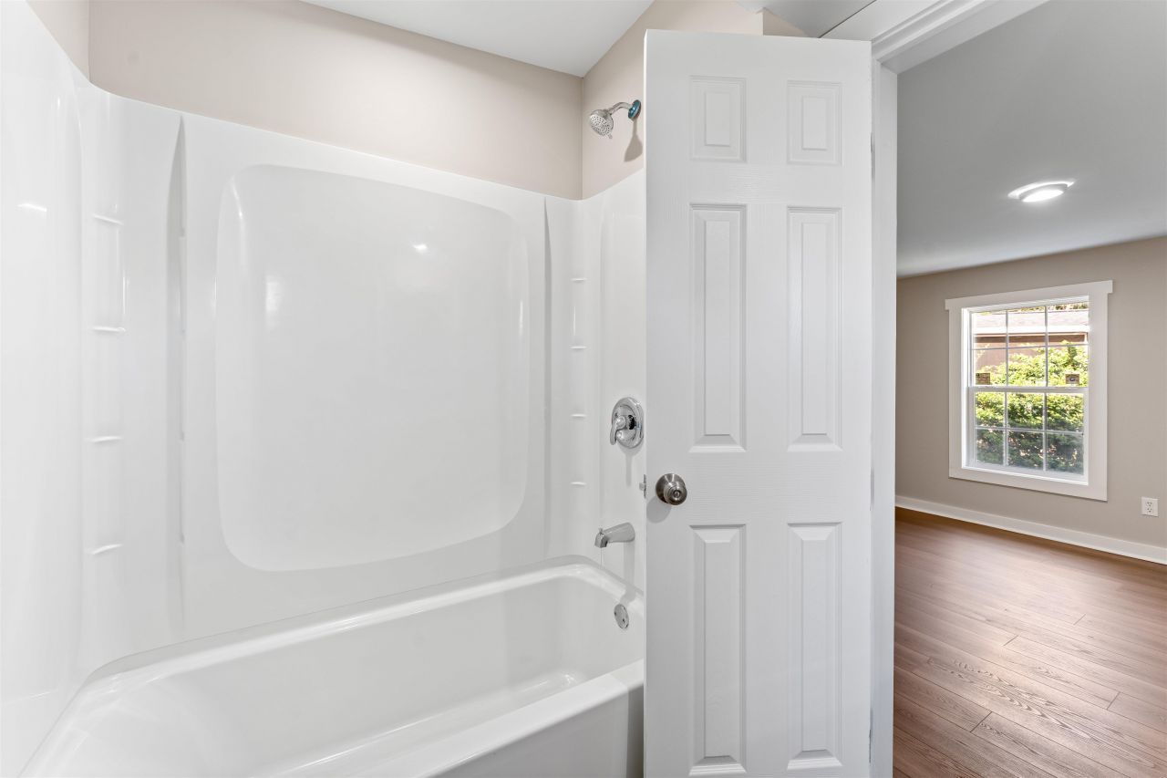 25 Majors Ct. Photo 11