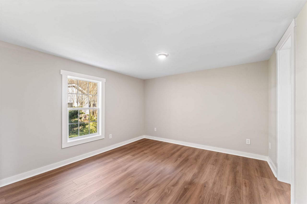 25 Majors Ct. Photo 8