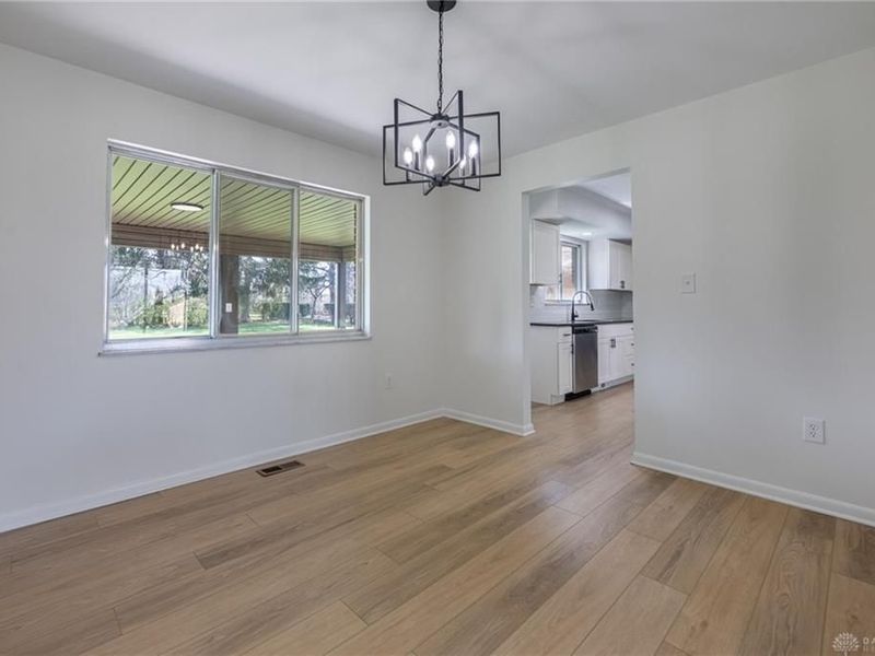 435 Blackstone Drive, Washington Township, OH 45459 Photo 10