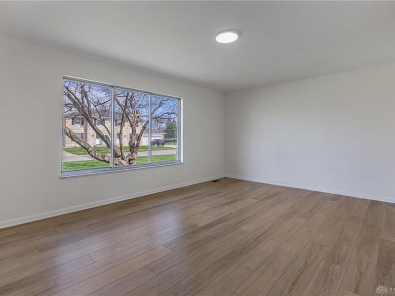 435 Blackstone Drive, Washington Township, OH 45459 Photo 6