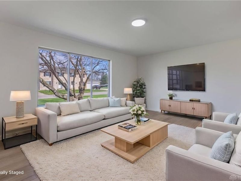 435 Blackstone Drive, Washington Township, OH 45459 Photo 7