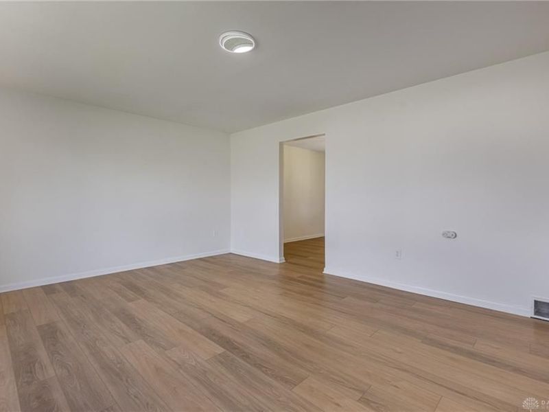 435 Blackstone Drive, Washington Township, OH 45459 Photo 9