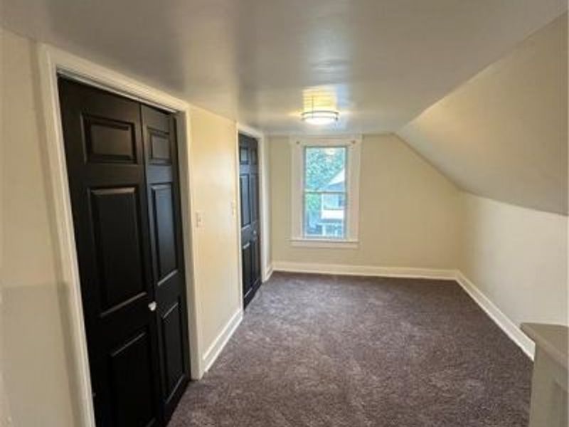 1753 Alcoy Road, Cleveland, OH 44112 Photo 4